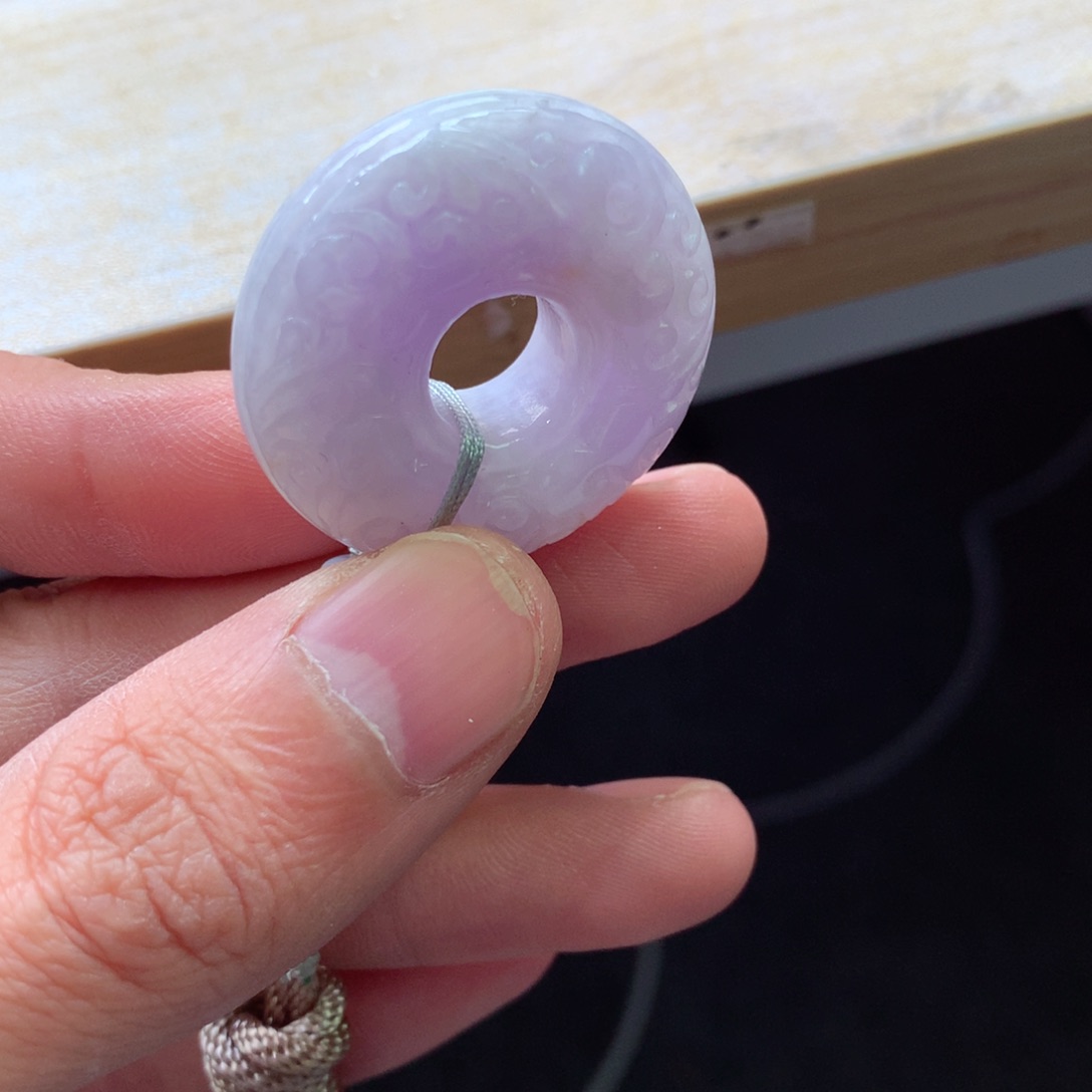 翡翠颈饰未镶嵌吊坠