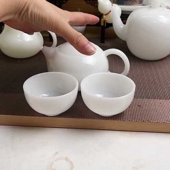 瓷片戒璞玉瓷西施壶加2个元宝