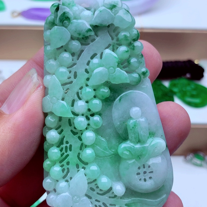 翡翠未镶嵌吊坠(不含链)