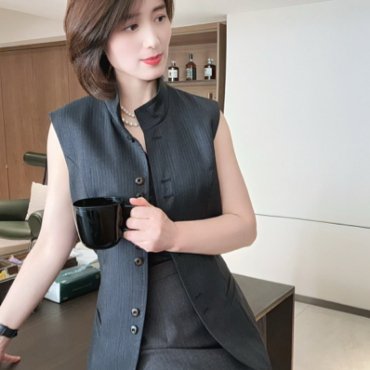 柏澜慧琳【复古高定马甲】修身秋冬上衣气质马夹西装领纯色中长款