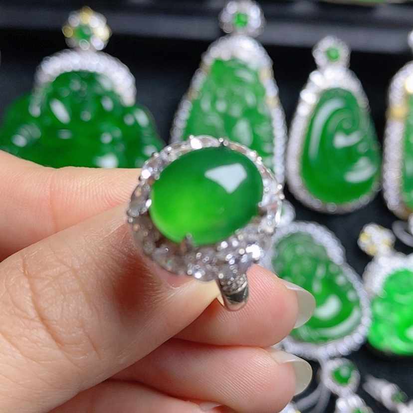 【闪购商品】翡翠挂件银S925镶嵌蛋面女戒