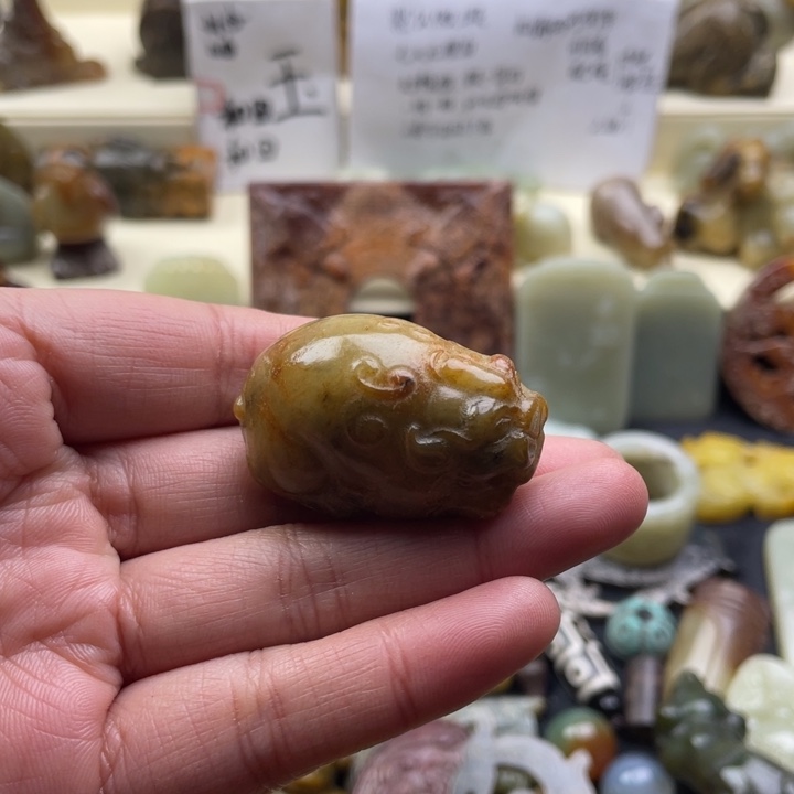 蛇纹石玉颈饰未镶嵌143