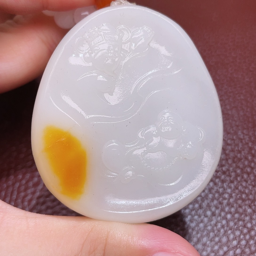 颈饰未镶嵌和田玉
