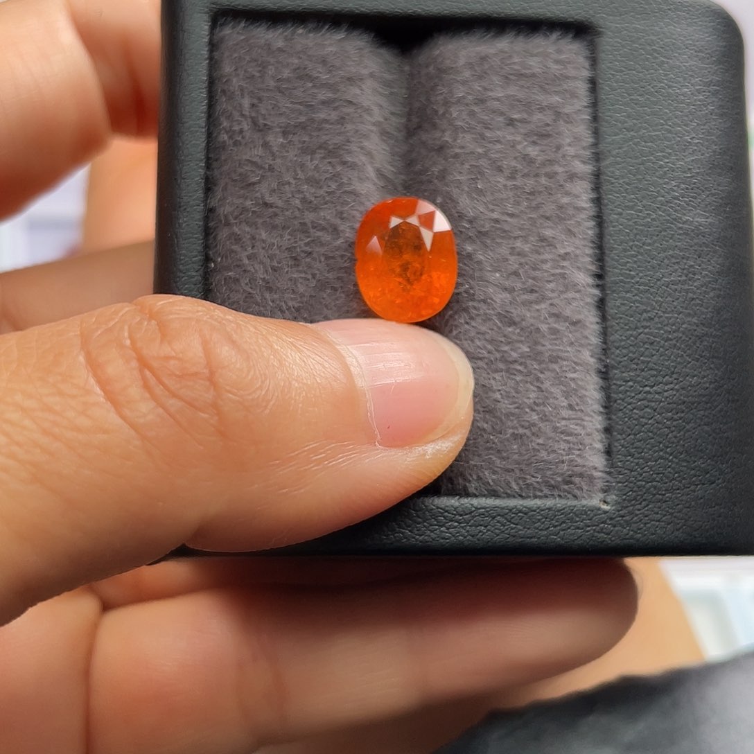 石榴石裸石未镶嵌芬达石榴石