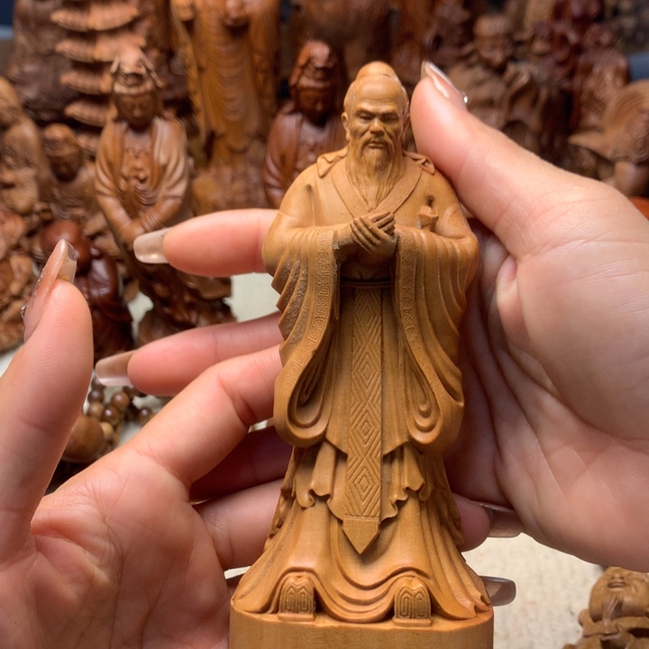 檀香木其他老山檀香手把件瑕疵