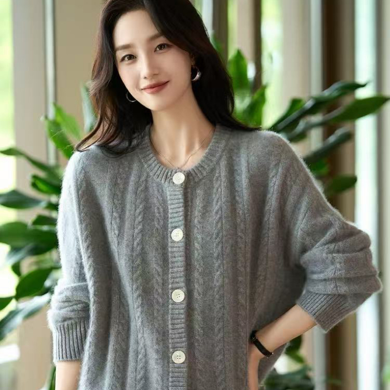 女士圆领加厚羊毛衫