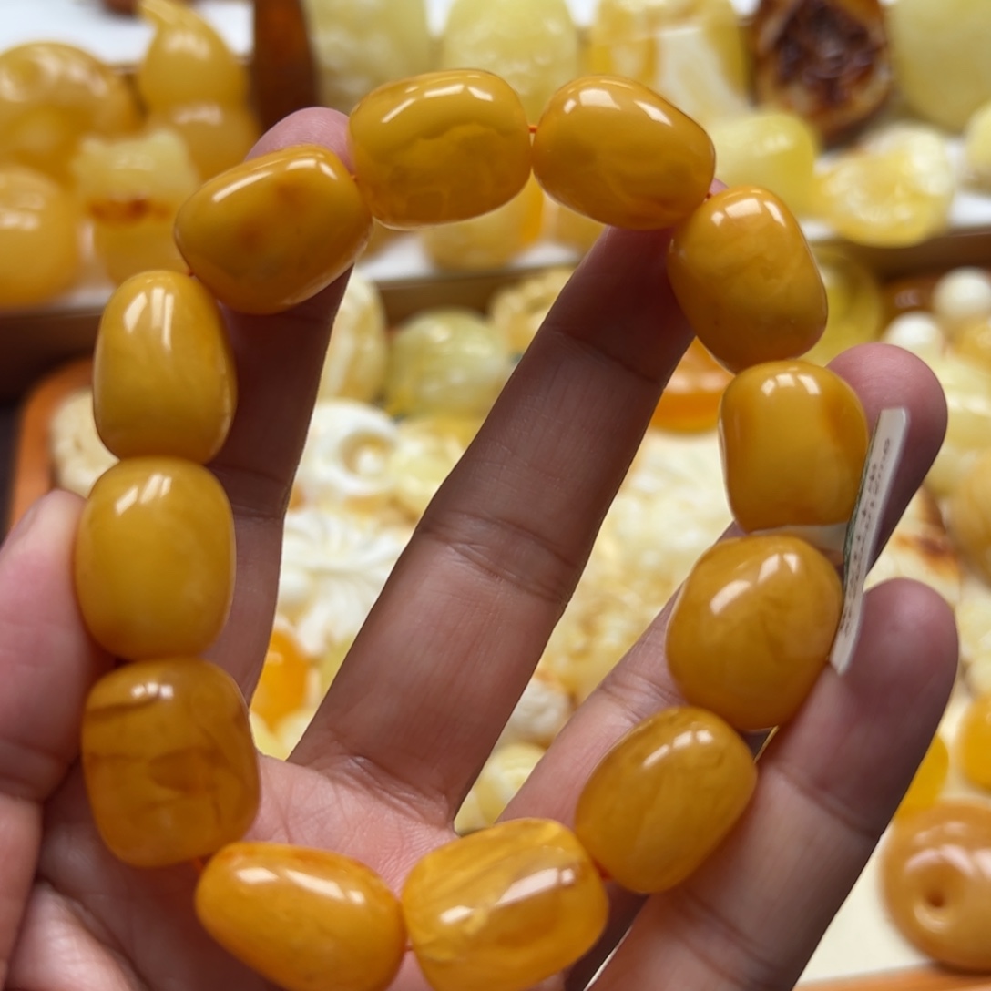 琥珀未镶嵌珠宝奇石