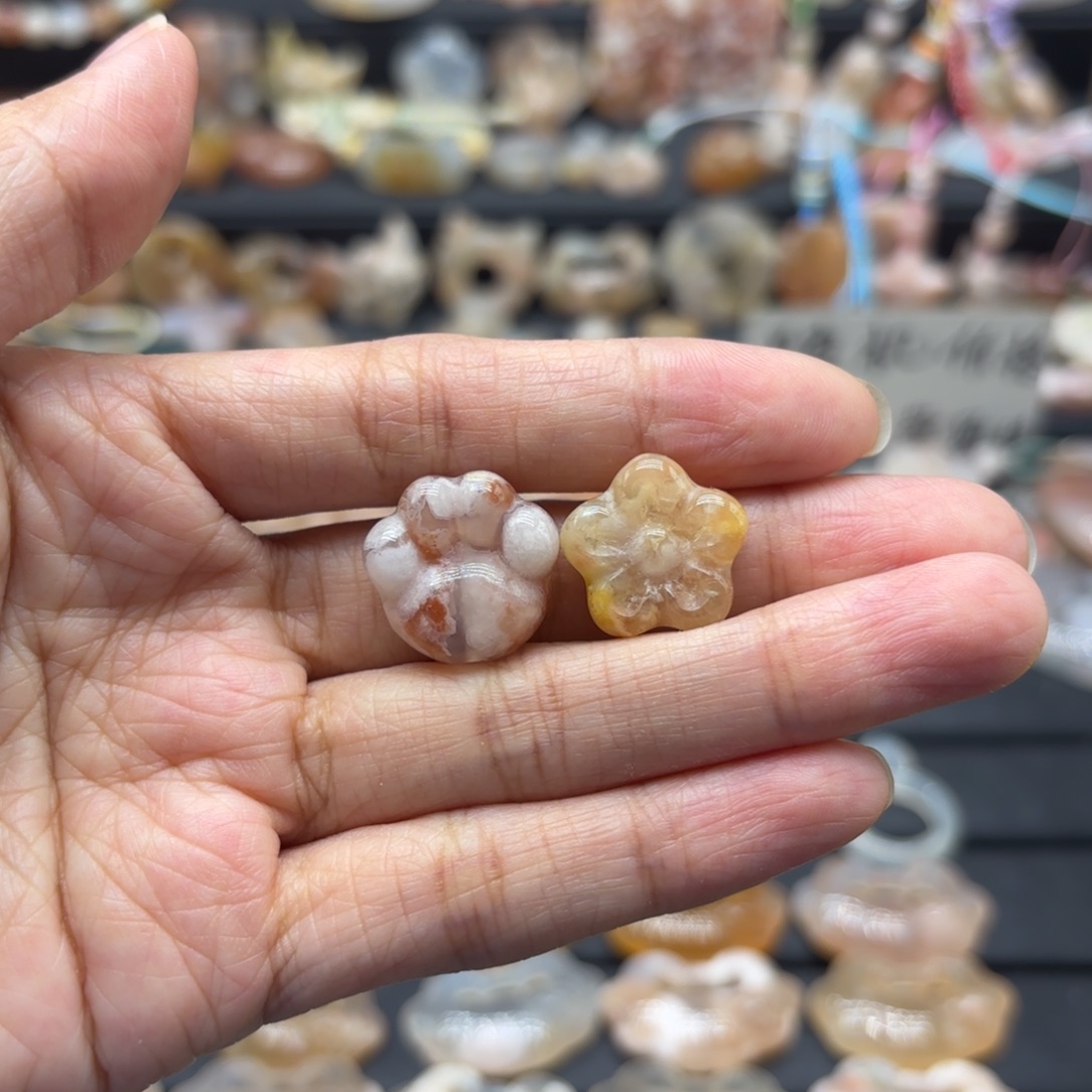 金***秋玛瑙/玉髓未镶嵌颈饰