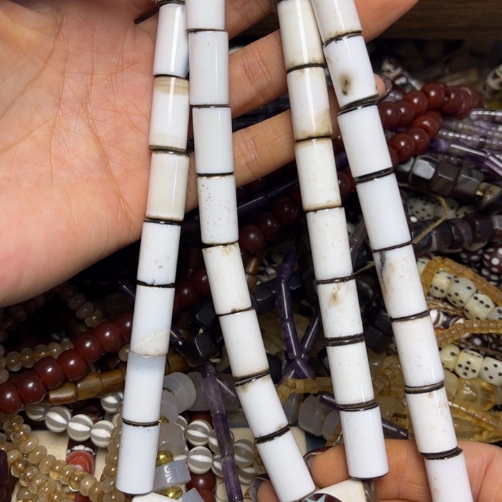 玻璃颈饰3828一条