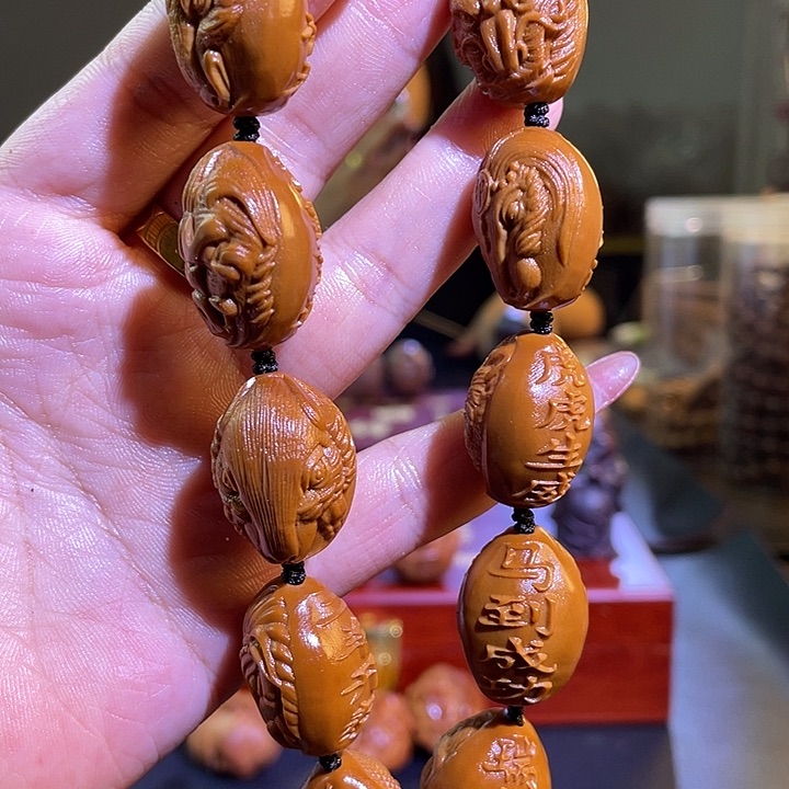 猴头核桃吊坠橄榄核