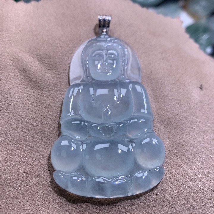 翡翠18K金镶嵌颈饰缅甸翡翠