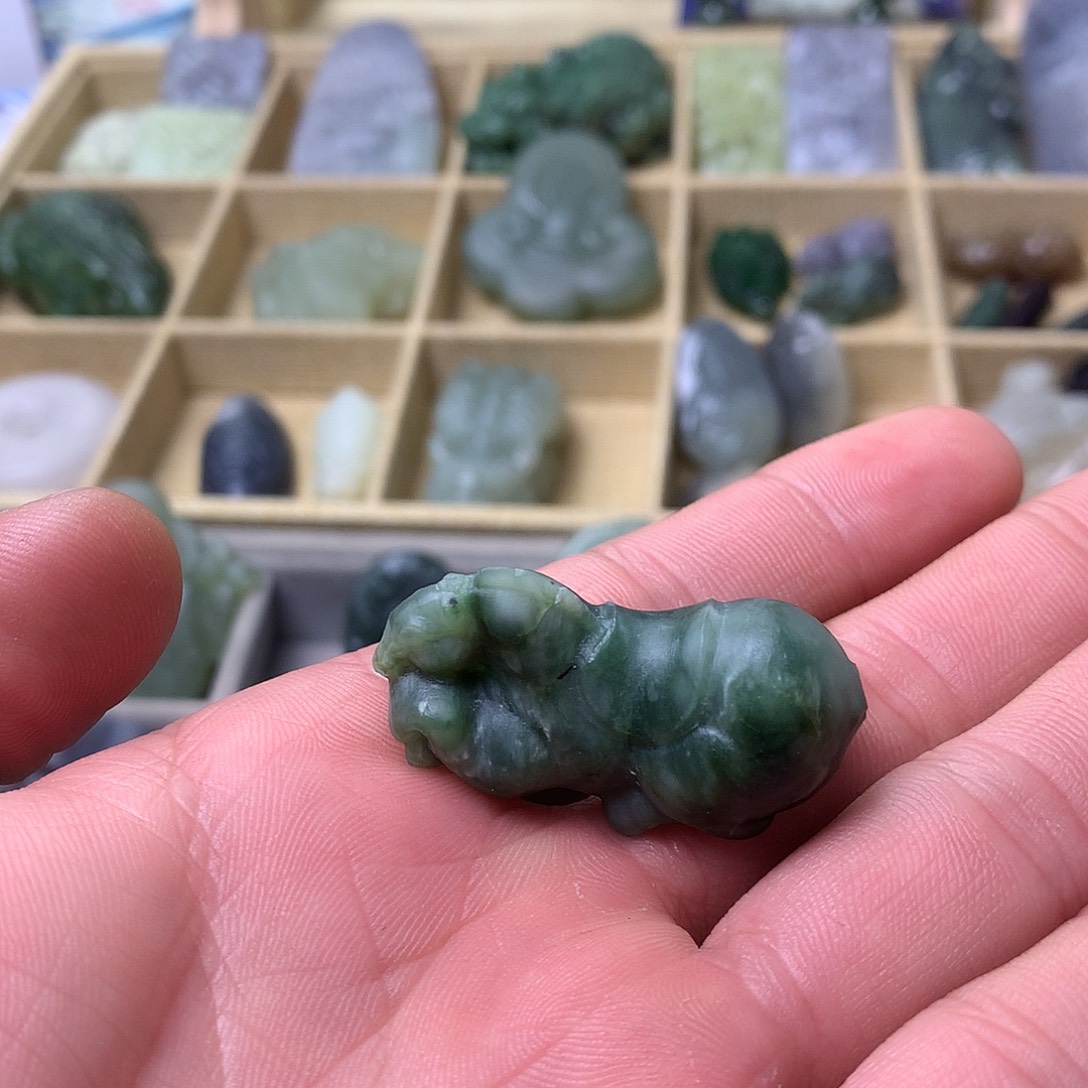 和田玉未镶嵌吊坠(不含链)