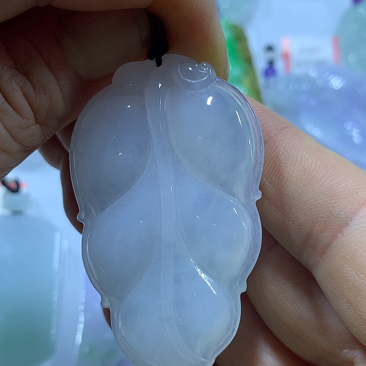 翡翠未镶嵌颈饰天然翡翠A货吊坠
