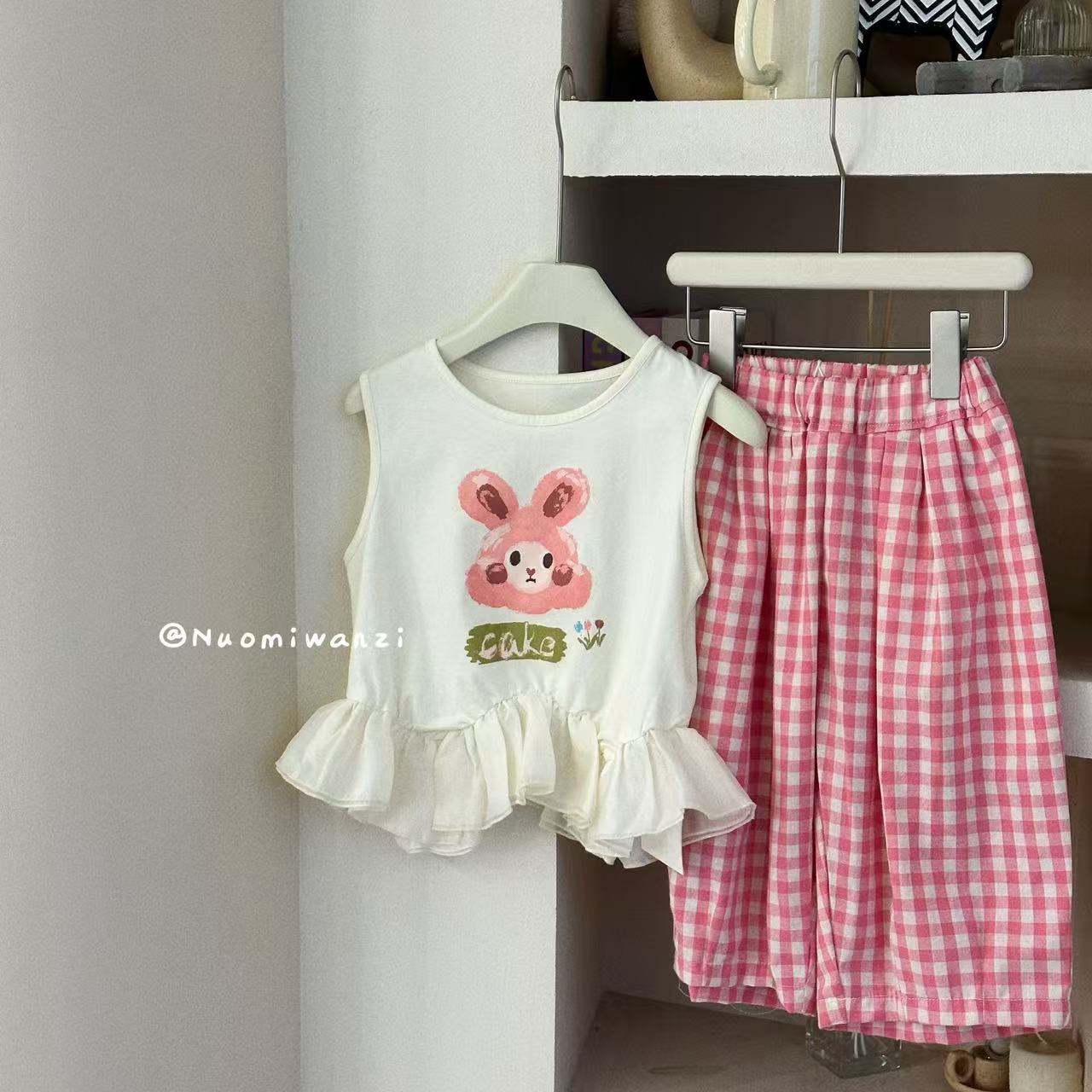XZM-1662-儿童时尚百搭小兔子背心格子裤套装（夏款）