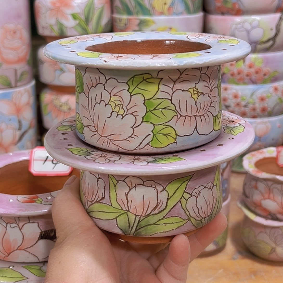 蔚***岚多肉花盆手绘景德镇