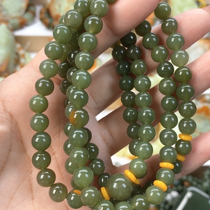 【闪购商品】透闪石质玉手串未镶嵌