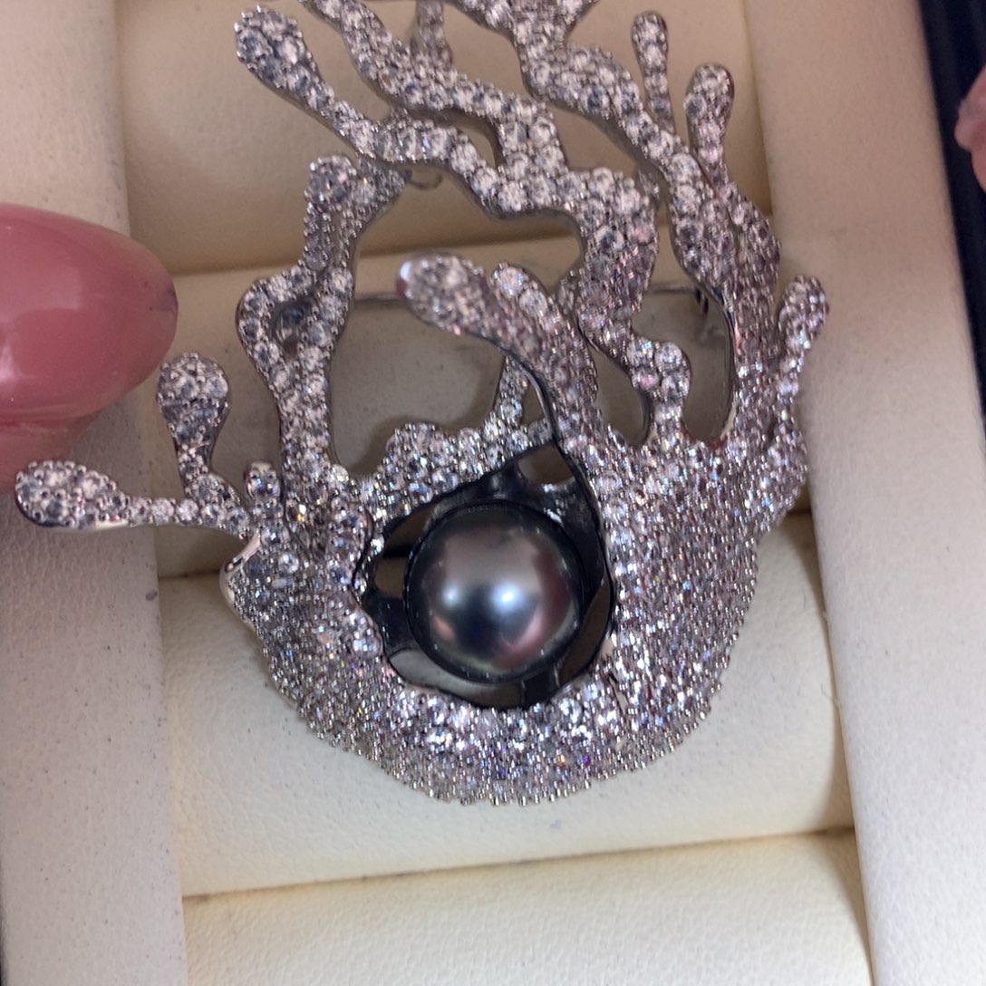 海水珍珠胸饰未镶嵌