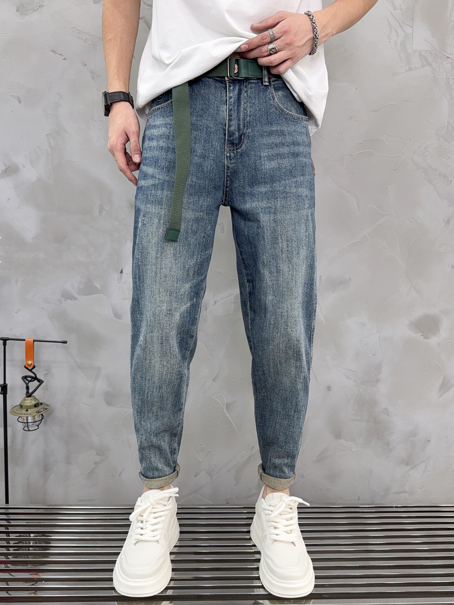 【有米优选】春夏男士轻奢中腰复古水洗微锥小直筒牛仔裤弹力