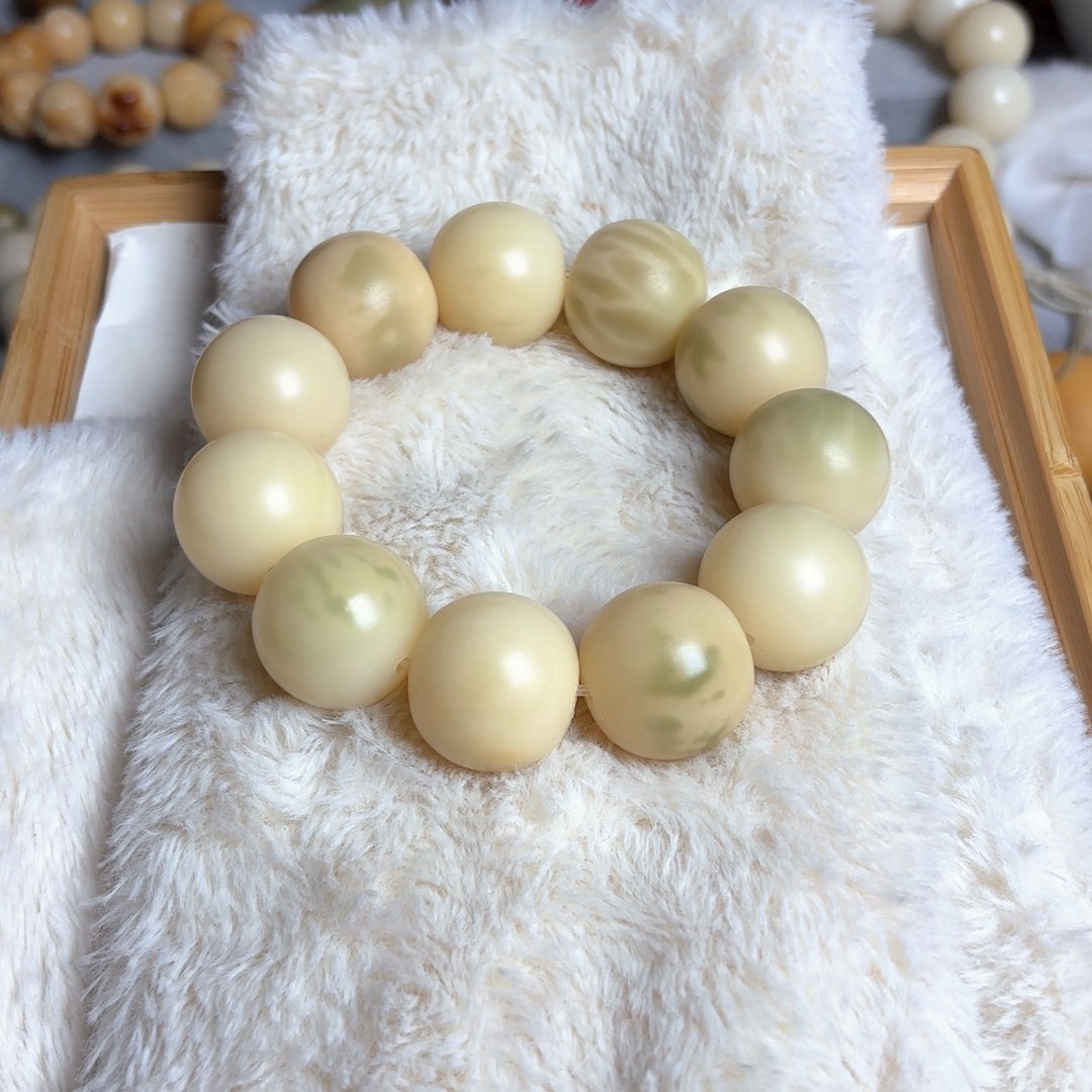 菩提根/象牙果手串黄绿干车干磨