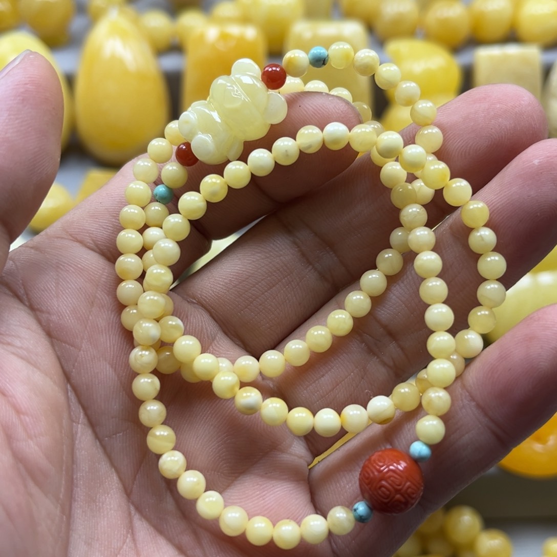 蜜蜡珠宝奇石未镶嵌