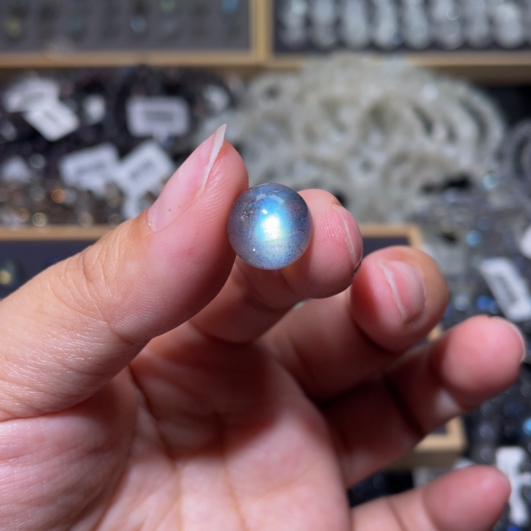 拉长石裸石未镶嵌小**干灰月光单珠11mm