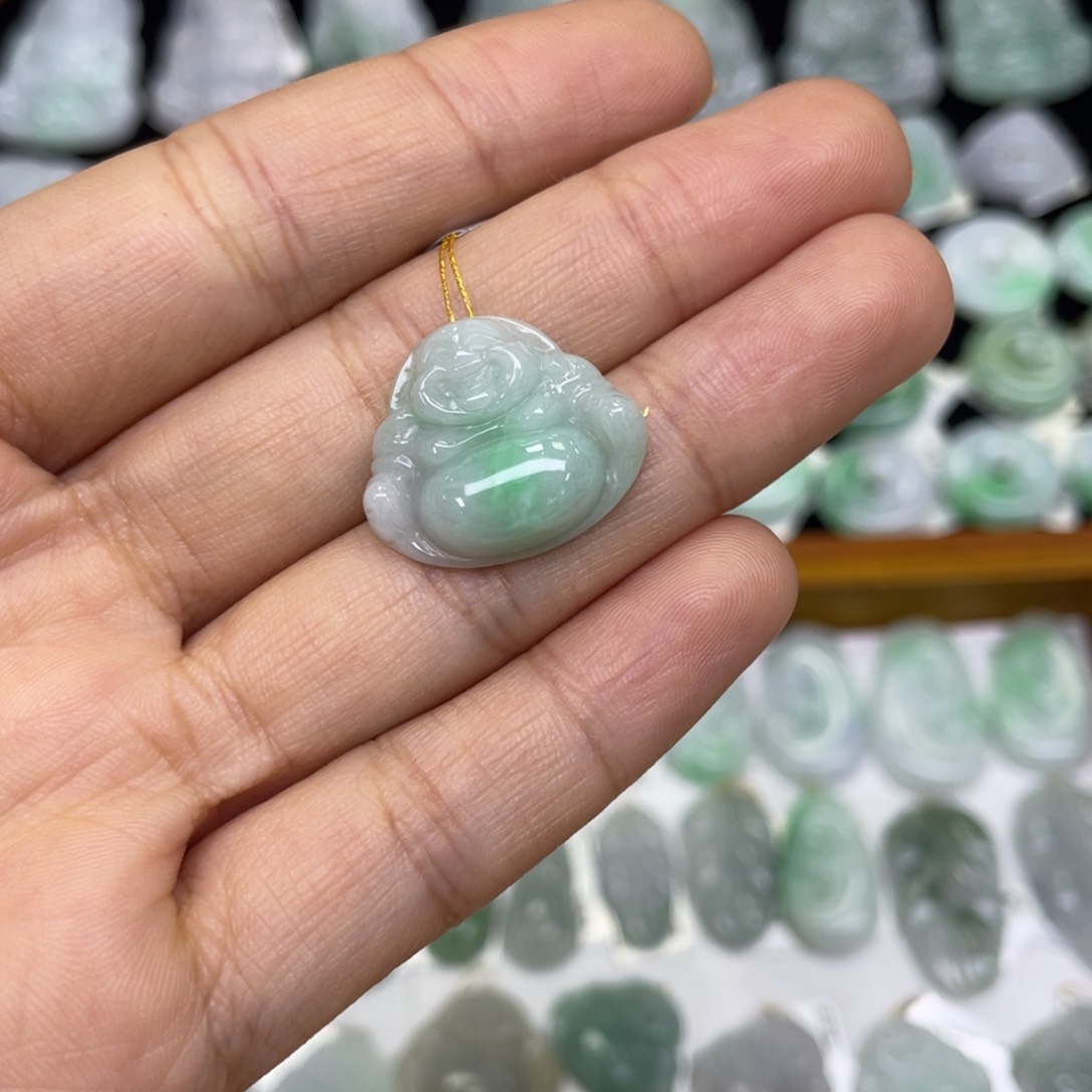 颈饰未镶嵌翡翠佛公