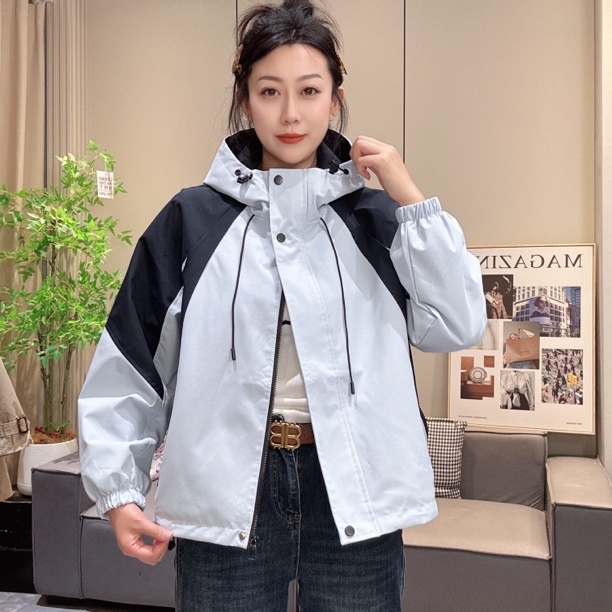 秋季新款女士短外套秋冬百搭户外女连帽通勤短款时尚风衣外套2200