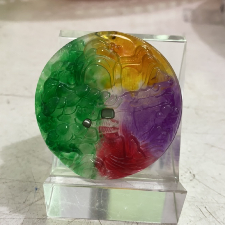 163  春彩山水吊坠牌