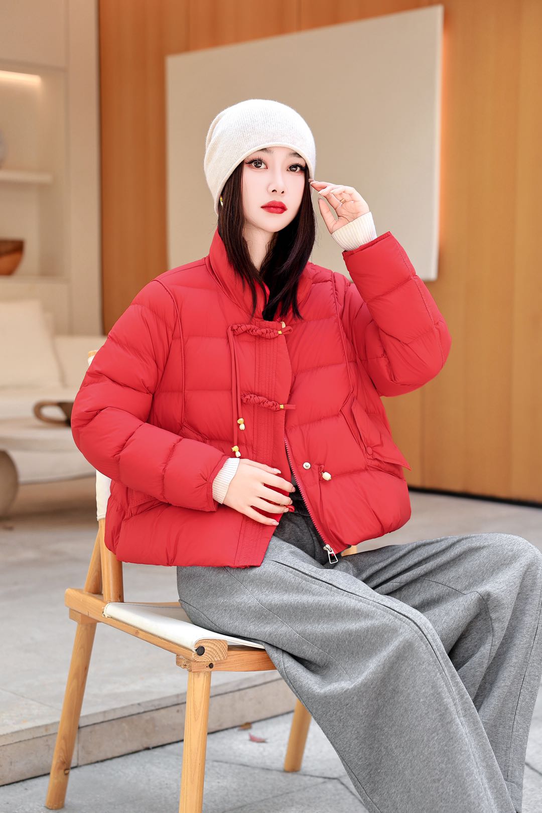 高端复古新中式盘扣立领短款羽绒服25冬新款国风90白鸭绒保暖外套