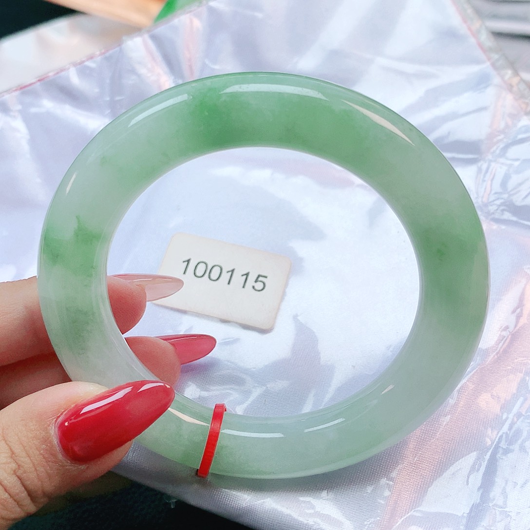 未镶嵌手镯翡翠0115