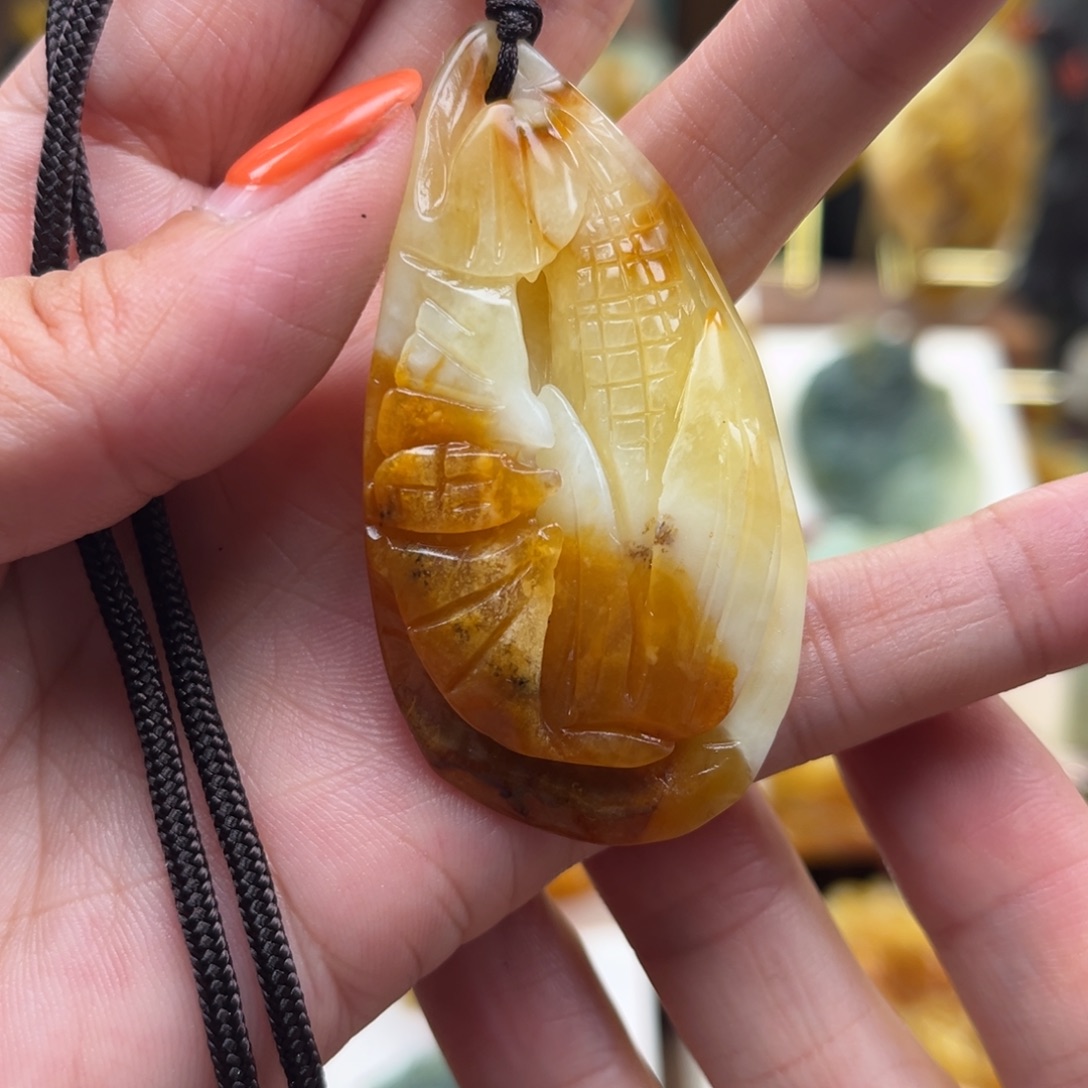 未镶嵌岫玉挂件挂件