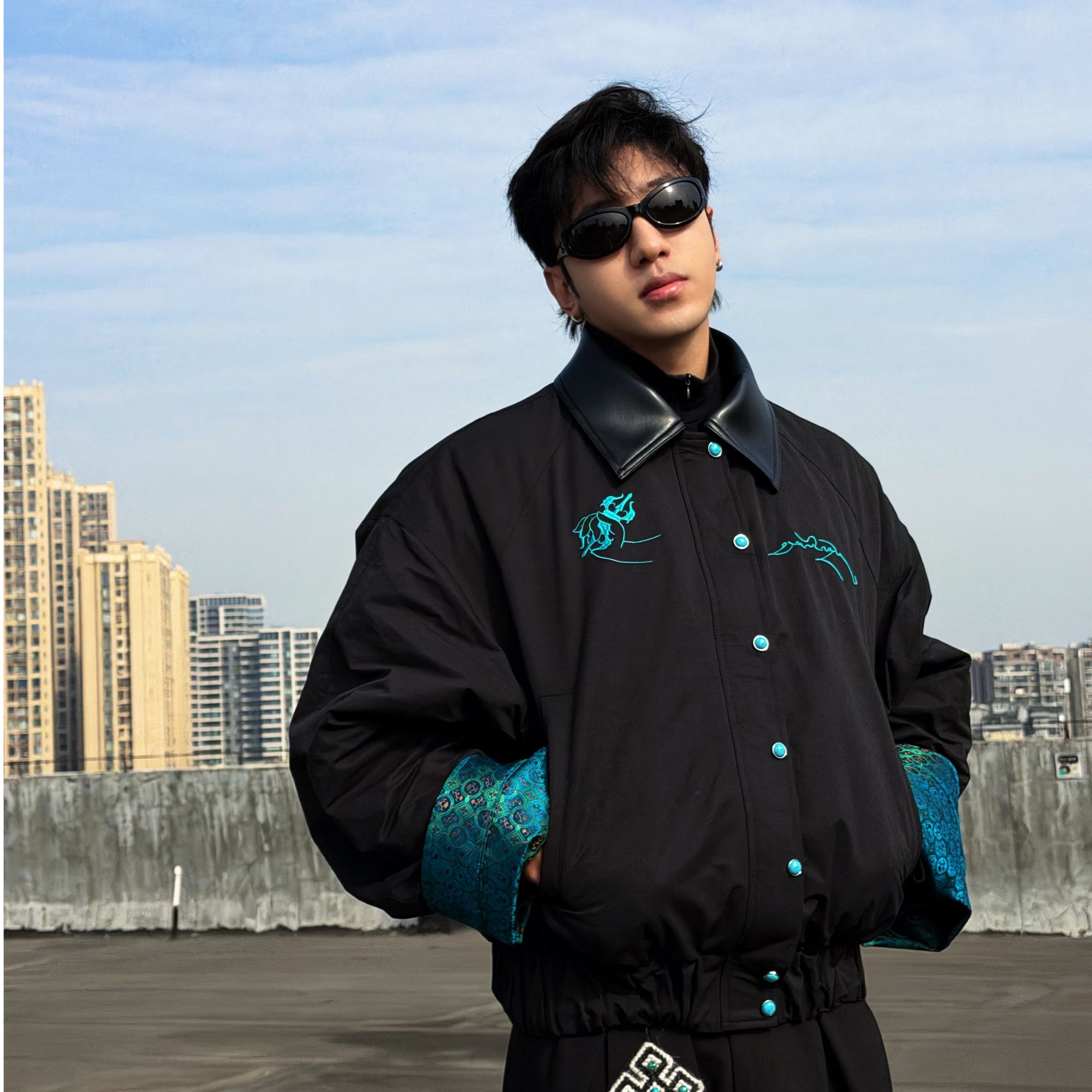 CHAWALANDRO冬季加厚棉服保暖翻领外套散口袖防风加厚情侣藏元素