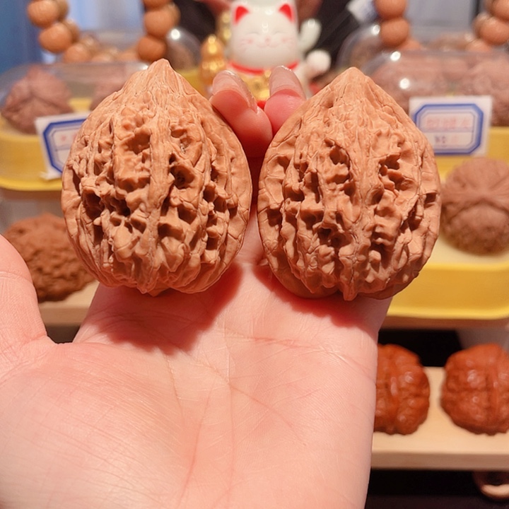 文玩核桃把件大沽石