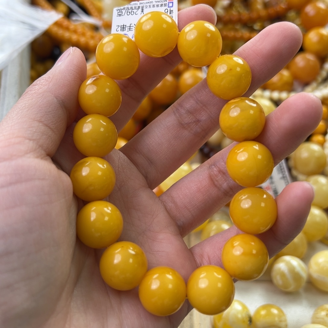 琥珀珠宝奇石未镶嵌