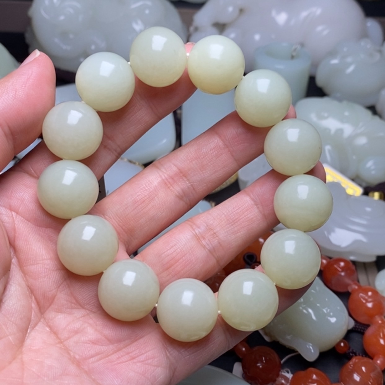 【闪购商品】颈饰未镶嵌和田玉（糖玉）