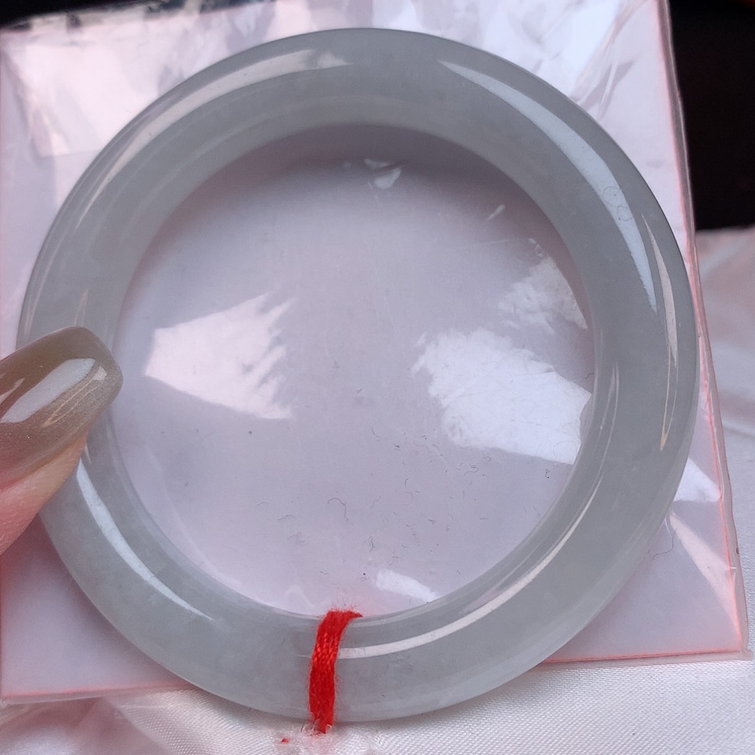 翡翠手镯（圆镯）未镶嵌53+