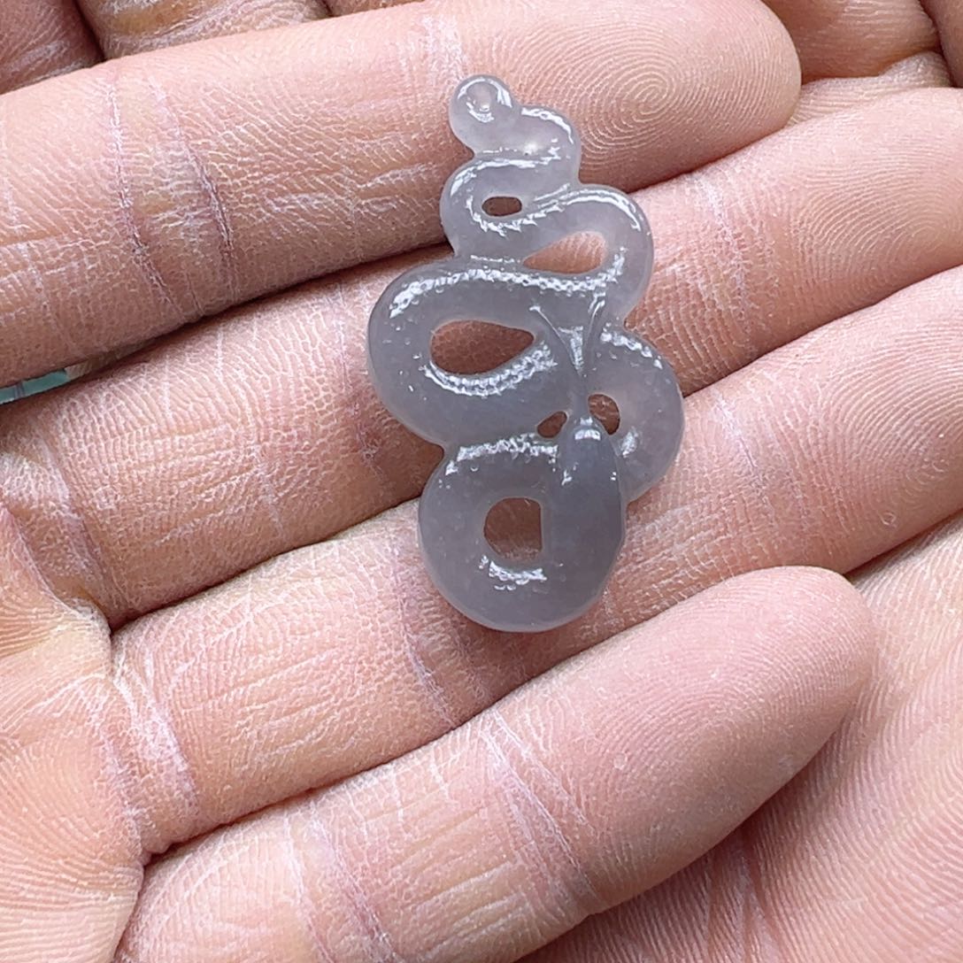 和田玉颈饰未镶嵌多样性拍一发一蛇吊坠