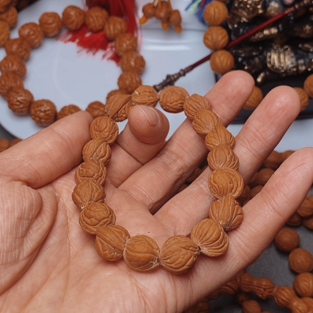 吊坠桃核桃枭手串1