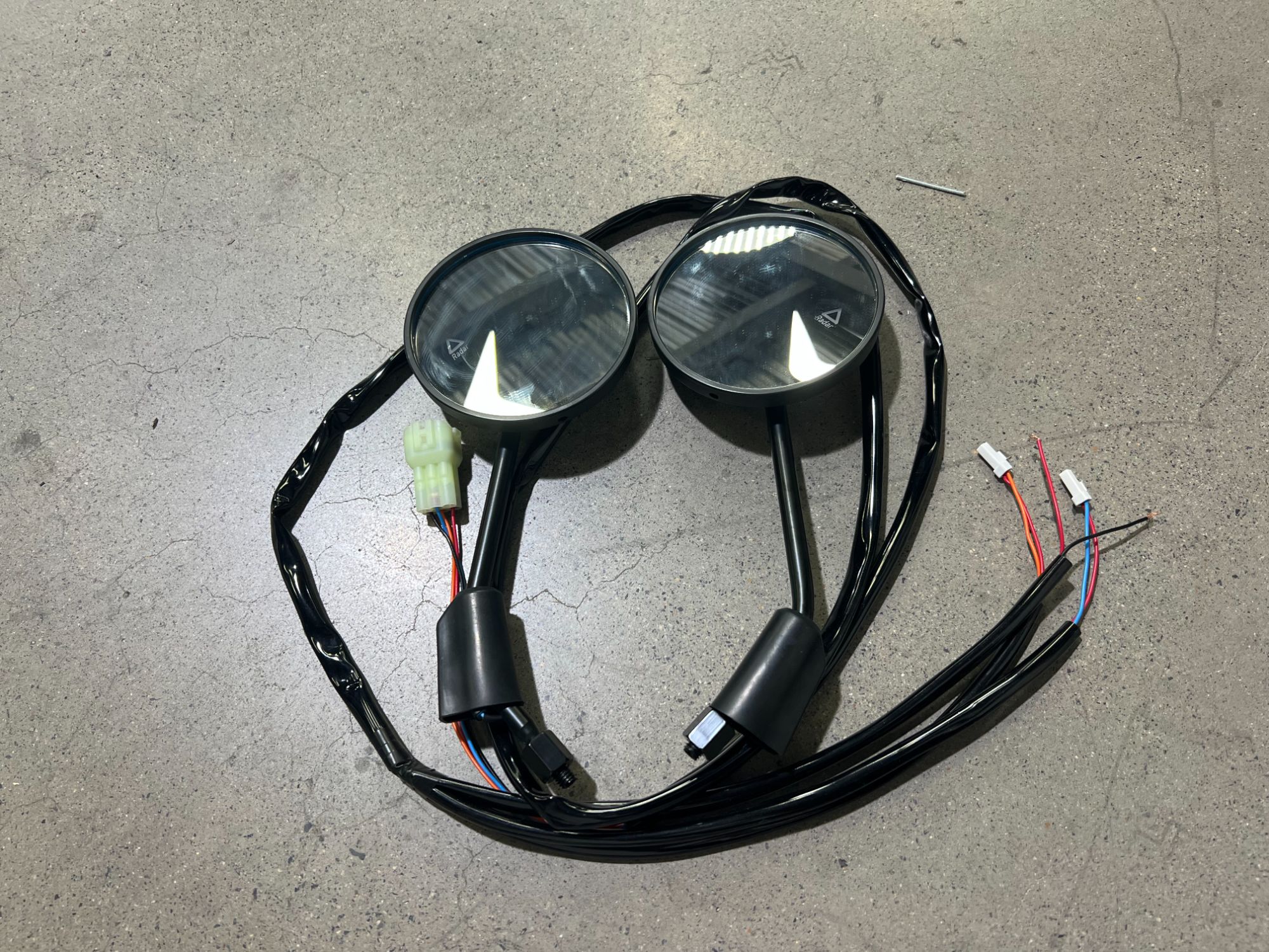 小九12号小牛通用毫米波雷达后视镜