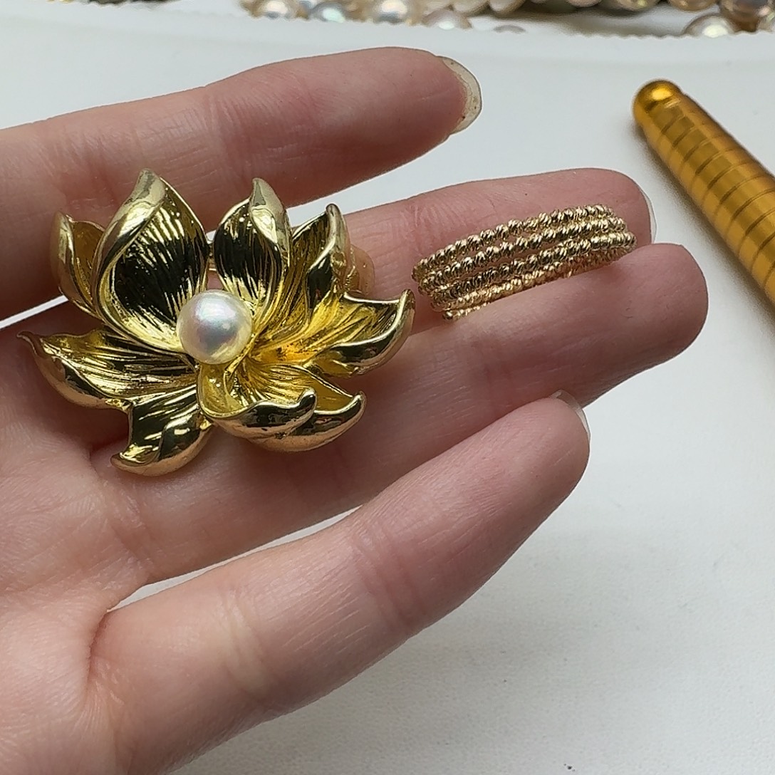 淡水珍珠戒指18K金镶嵌