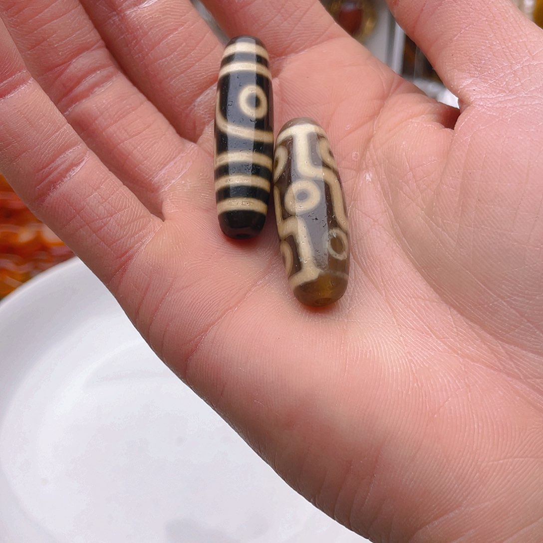 玛瑙/玉髓珠宝半成品未镶嵌天，珠2颗