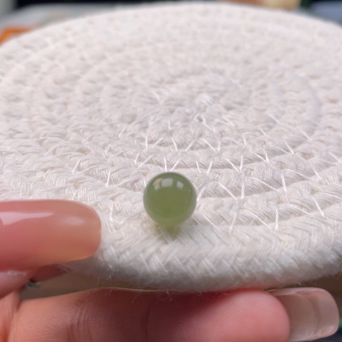 未镶嵌定制翡翠天然缅甸翡翠a货秋香绿8.5