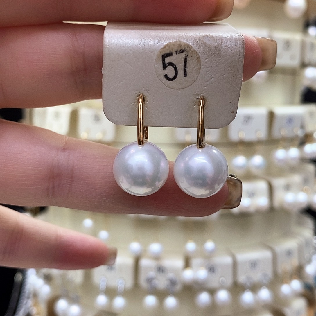 18K金镶嵌淡水珍珠耳饰