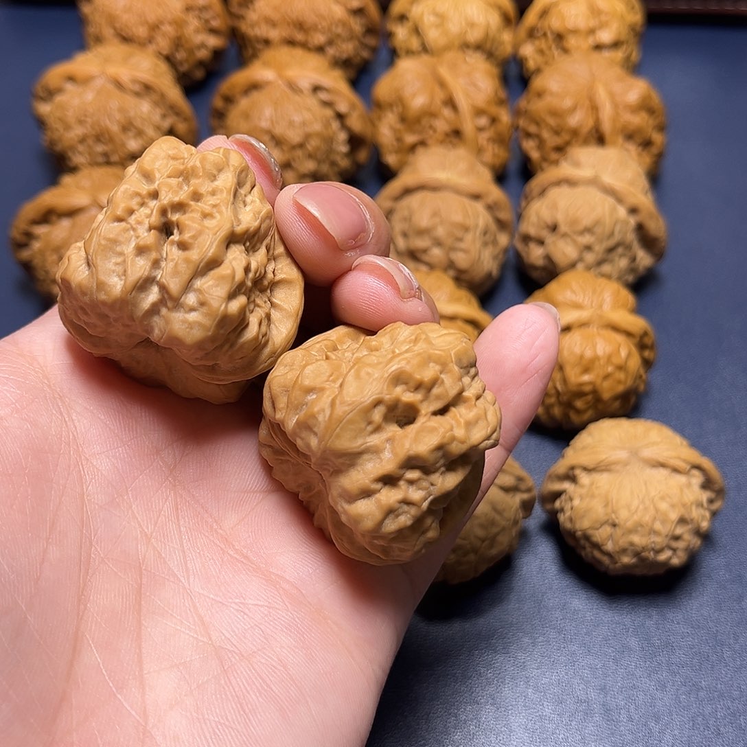 浪***蹬文玩核桃把件哇哇哇36