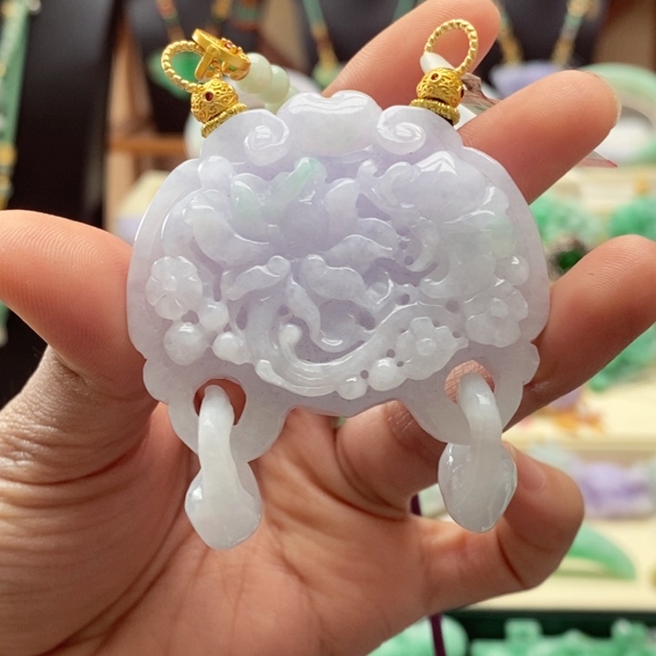 翡翠颈饰未镶嵌玉*翡翠吊坠