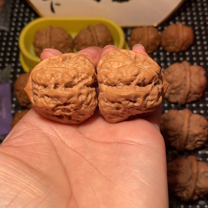 阿***车把件文玩核桃四开背八腿