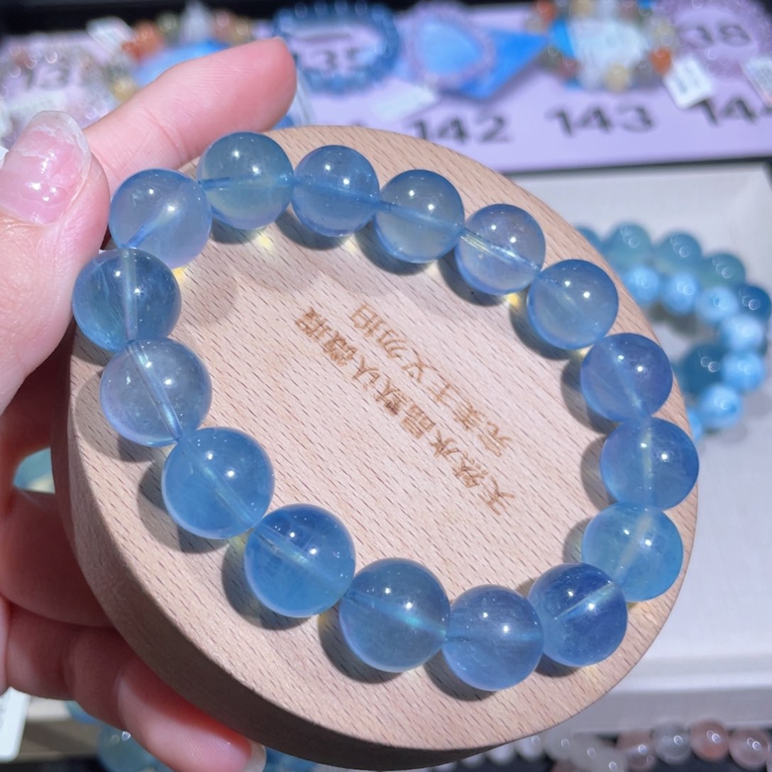 晓***晓水晶手链未镶嵌141号多样性发货一-  13+