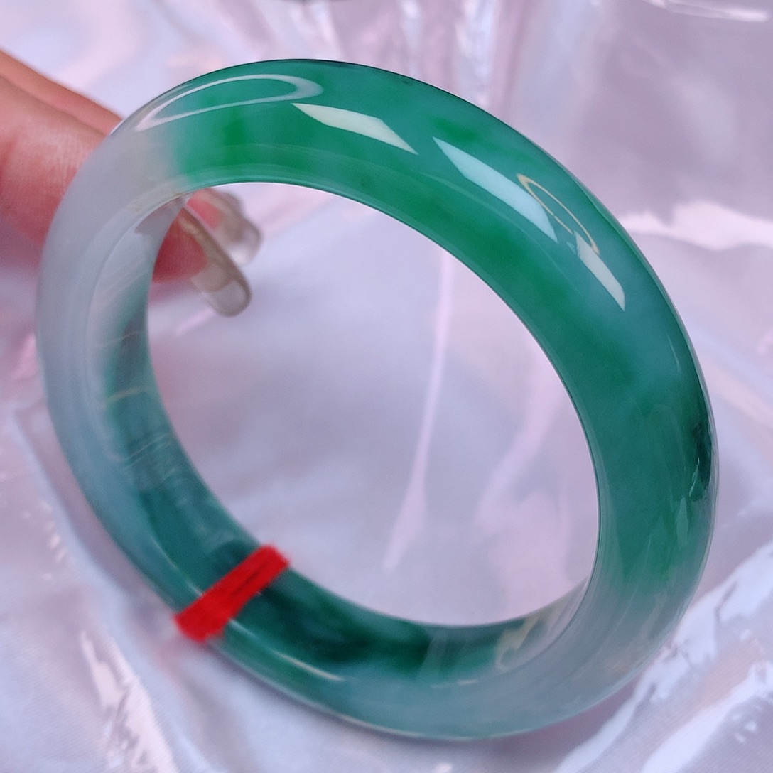 翡翠手镯未镶嵌55 翡翠手镯