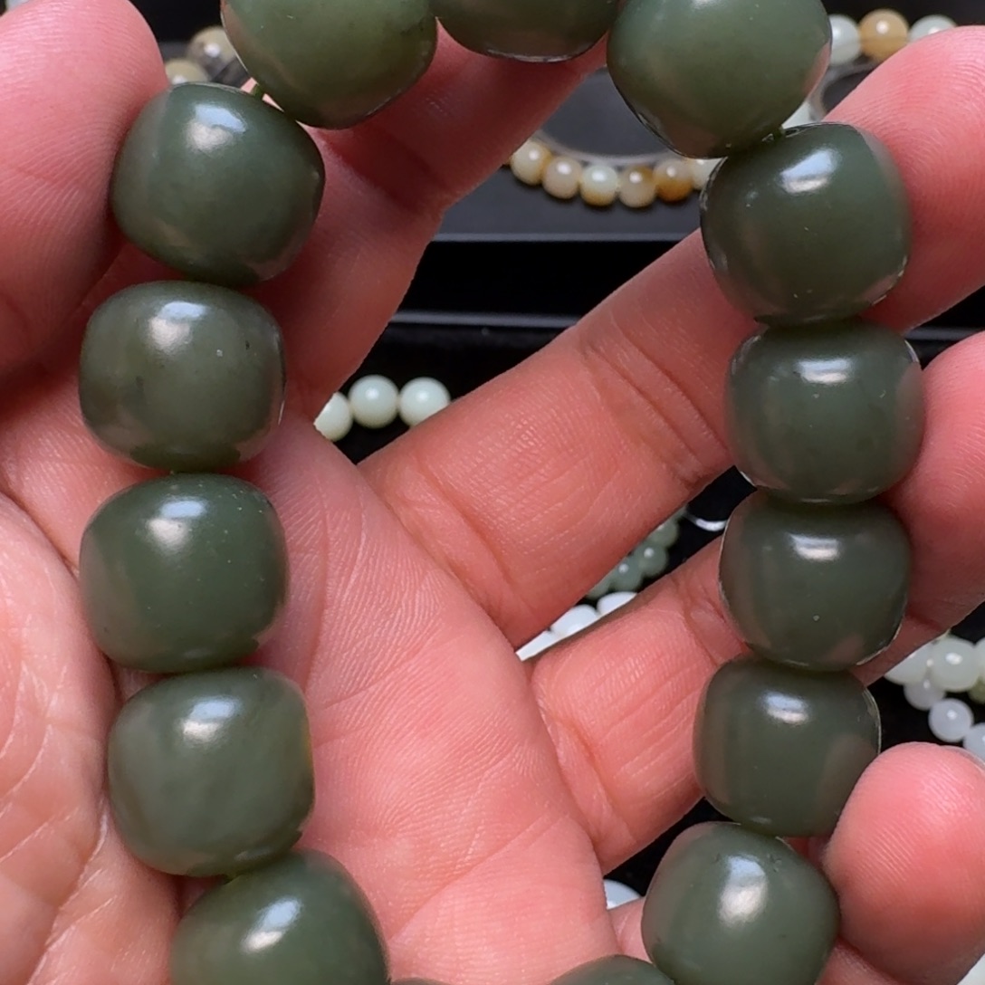 和田玉手链未镶嵌