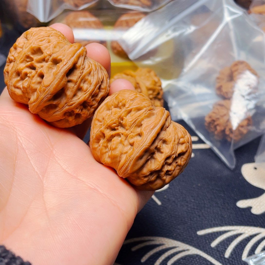 吊坠文玩核桃平谷元宝